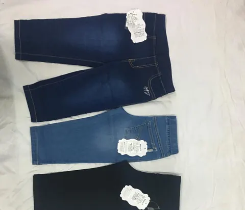Jegging capris in raw wash, stonewash and black